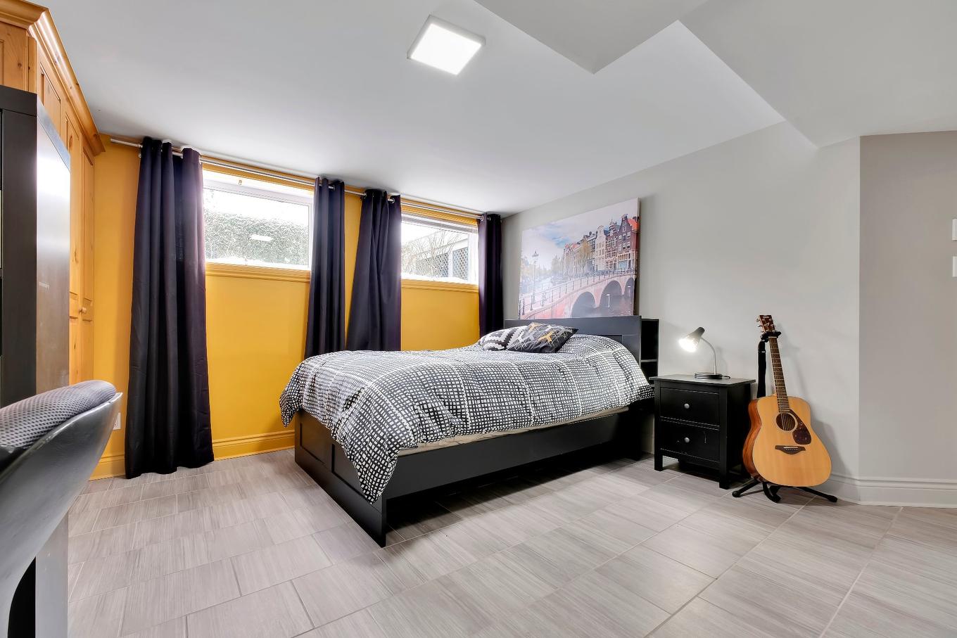 Bedroom - 30 Rue Hyppolite-Denaut, La Prairie, QC - Indoor Photo Showing Bedroom