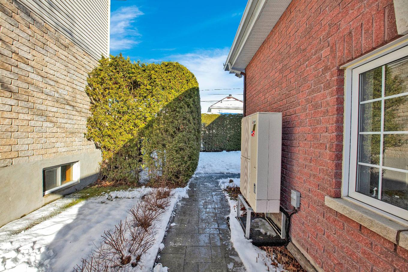 Backyard - 30 Rue Hyppolite-Denaut, La Prairie, QC - Outdoor With Exterior