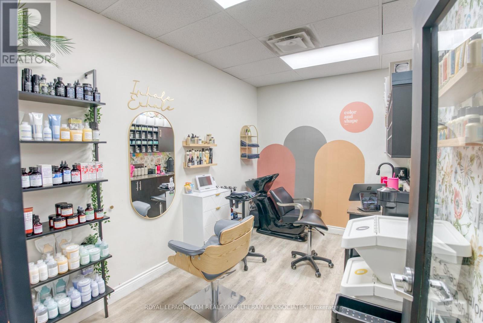 1532 Merivale Road, Ottawa, ON