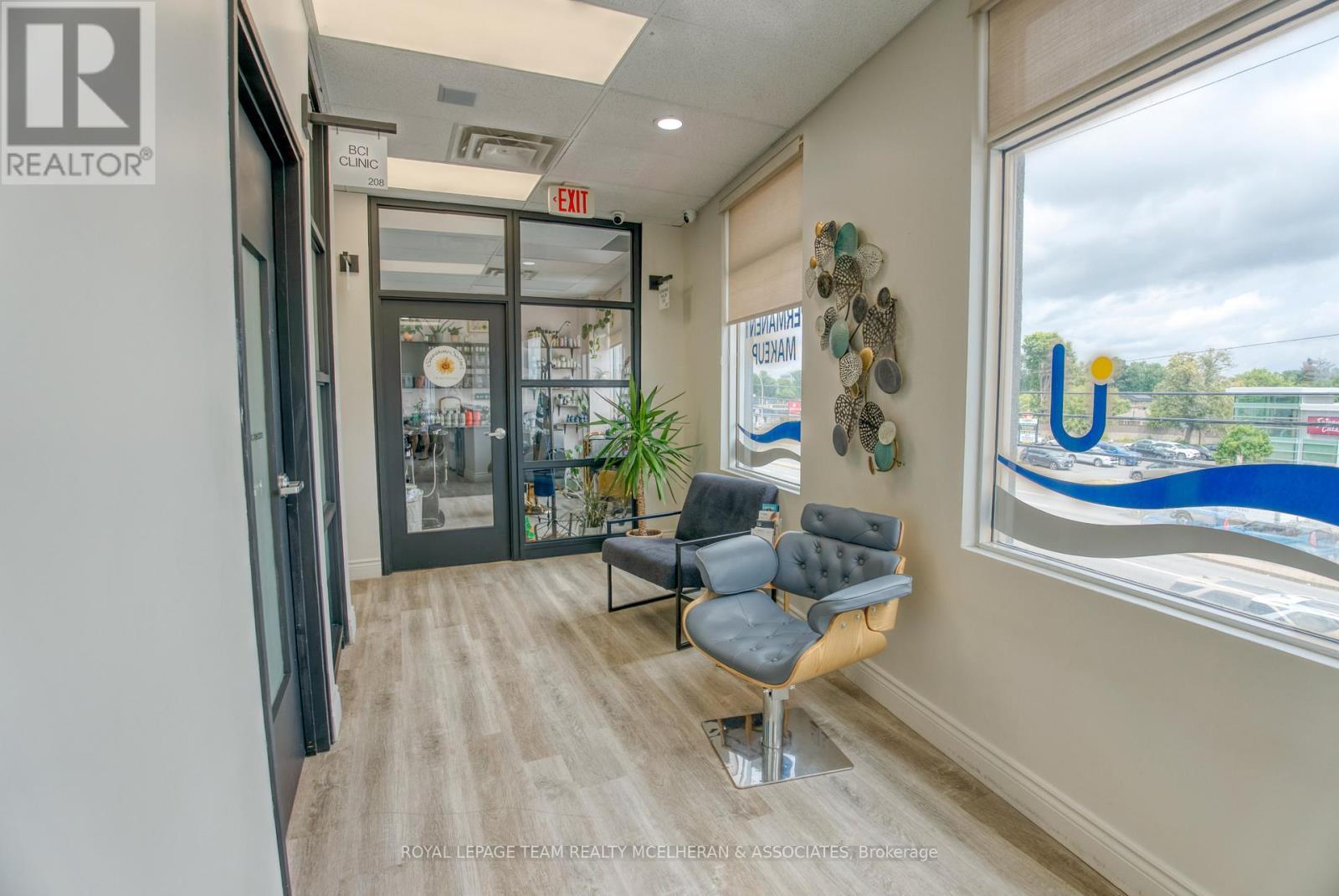 1532 Merivale Road, Ottawa, ON