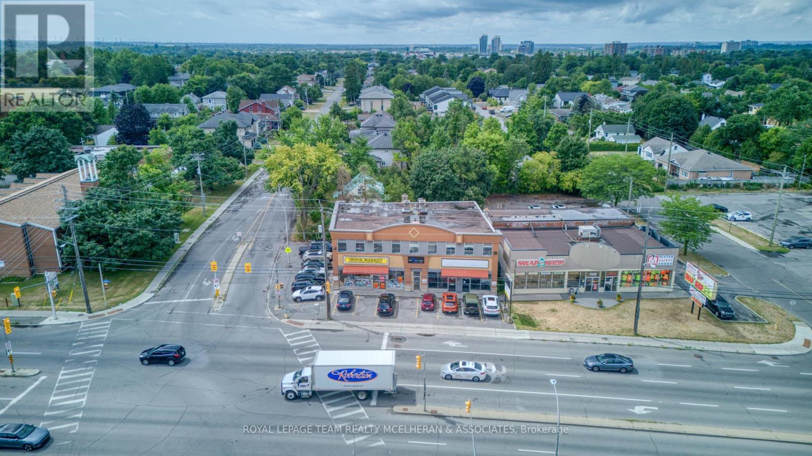 1532 Merivale Road, Ottawa, ON