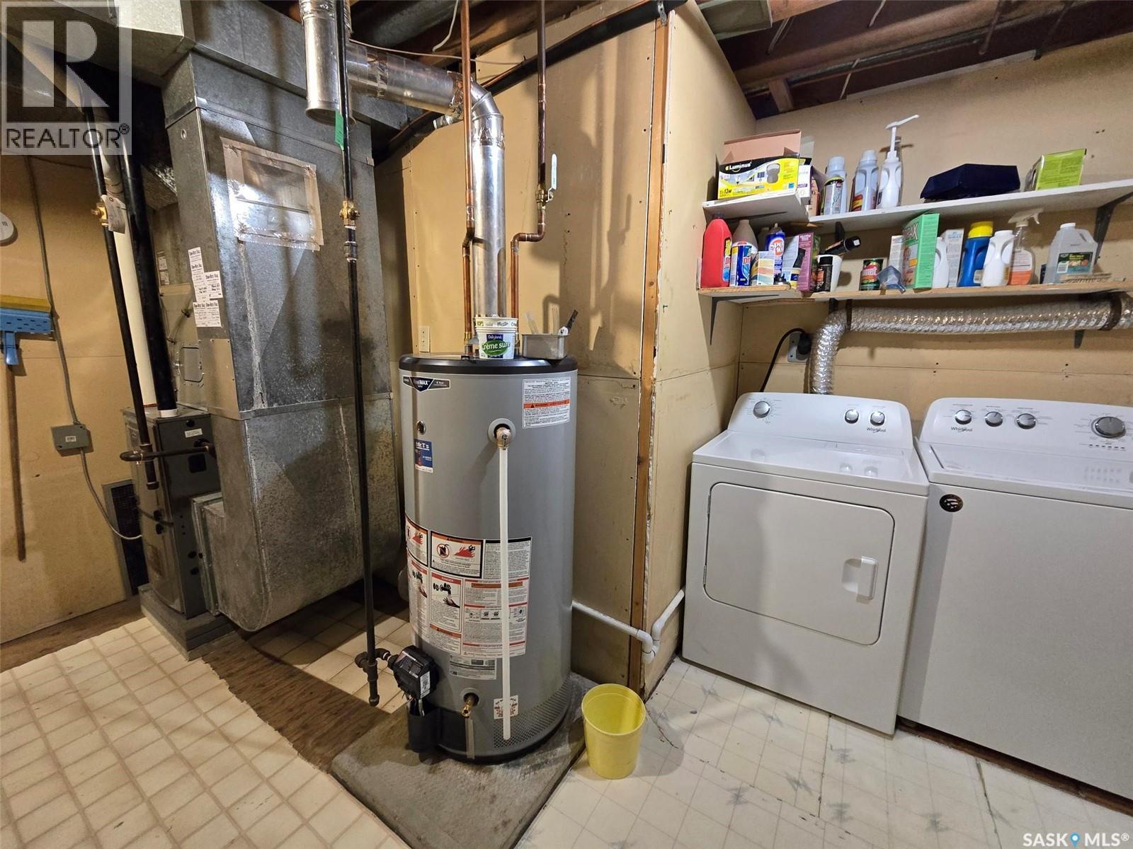 903 Assiniboia Avenue, Grenfell, SK - Indoor Photo Showing Other Room