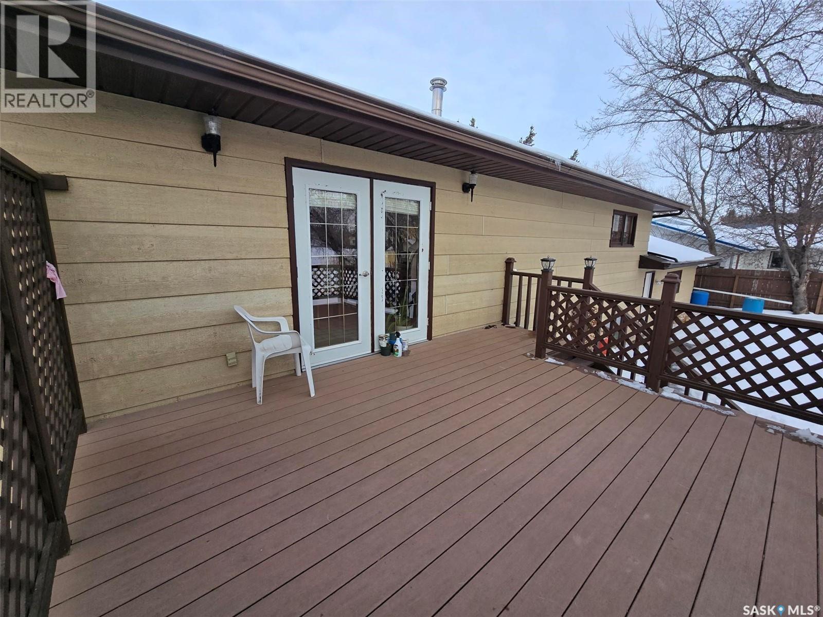 903 Assiniboia Avenue, Grenfell, SK - Outdoor With Deck Patio Veranda With Exterior