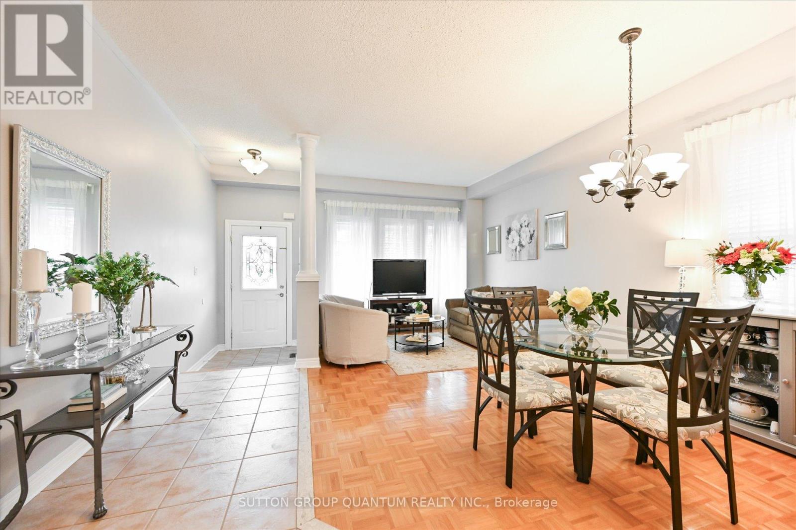 3512 Positano Place, Mississauga, ON - Indoor Photo Showing Dining Room