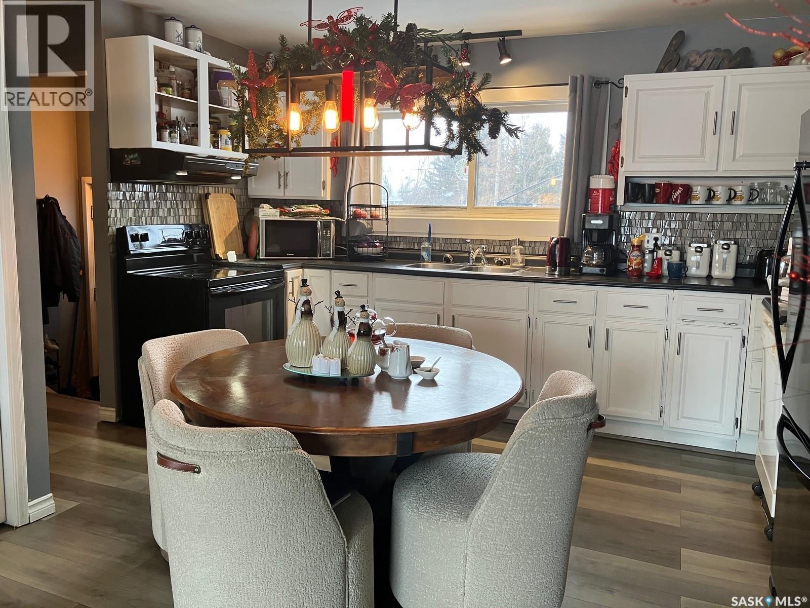 108 2Nd Street E, Smeaton, SK - Indoor Photo Showing Other Room