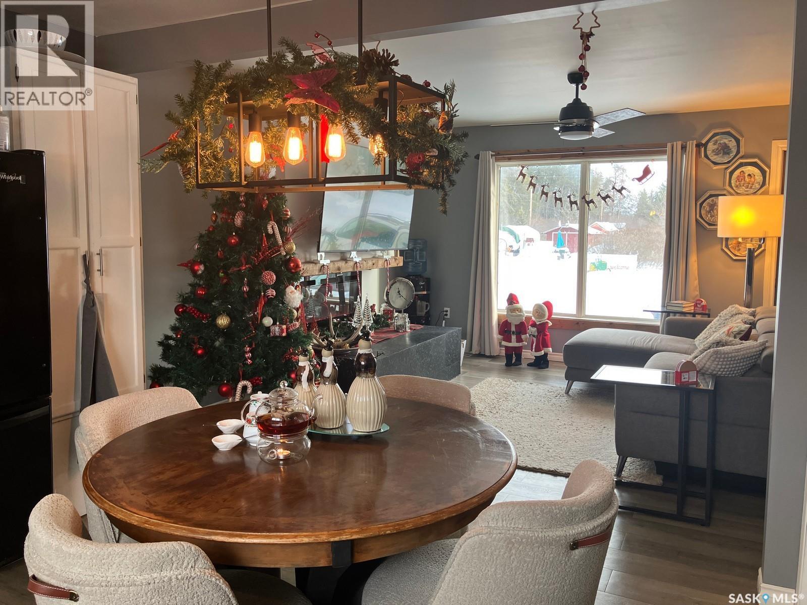 108 2Nd Street E, Smeaton, SK - Indoor Photo Showing Other Room