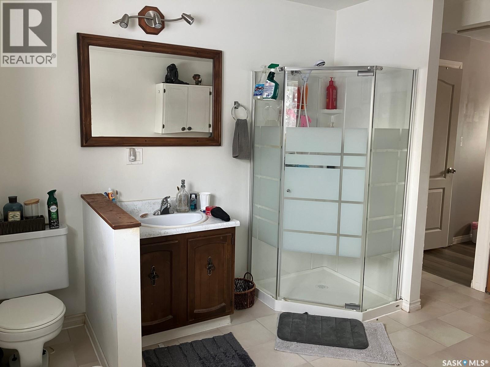 108 2Nd Street E, Smeaton, SK - Indoor Photo Showing Bathroom