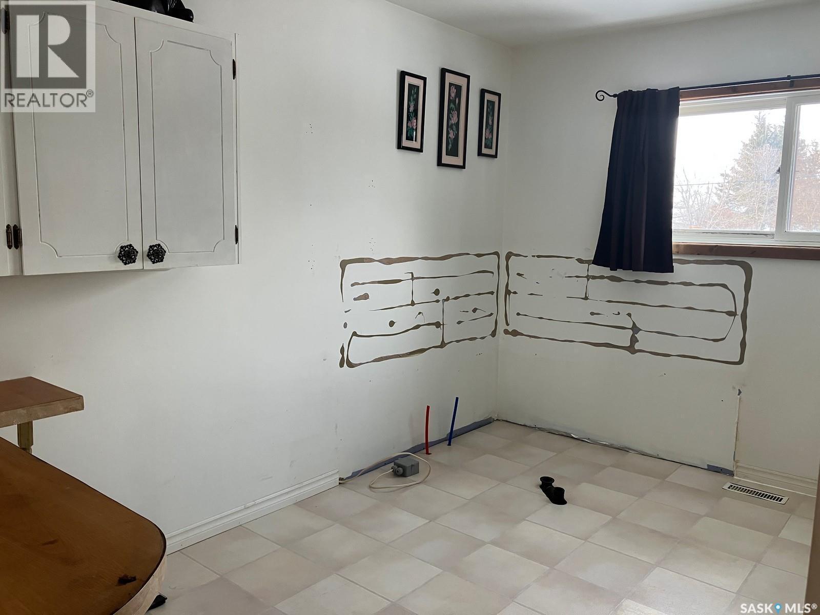 108 2Nd Street E, Smeaton, SK - Indoor Photo Showing Other Room