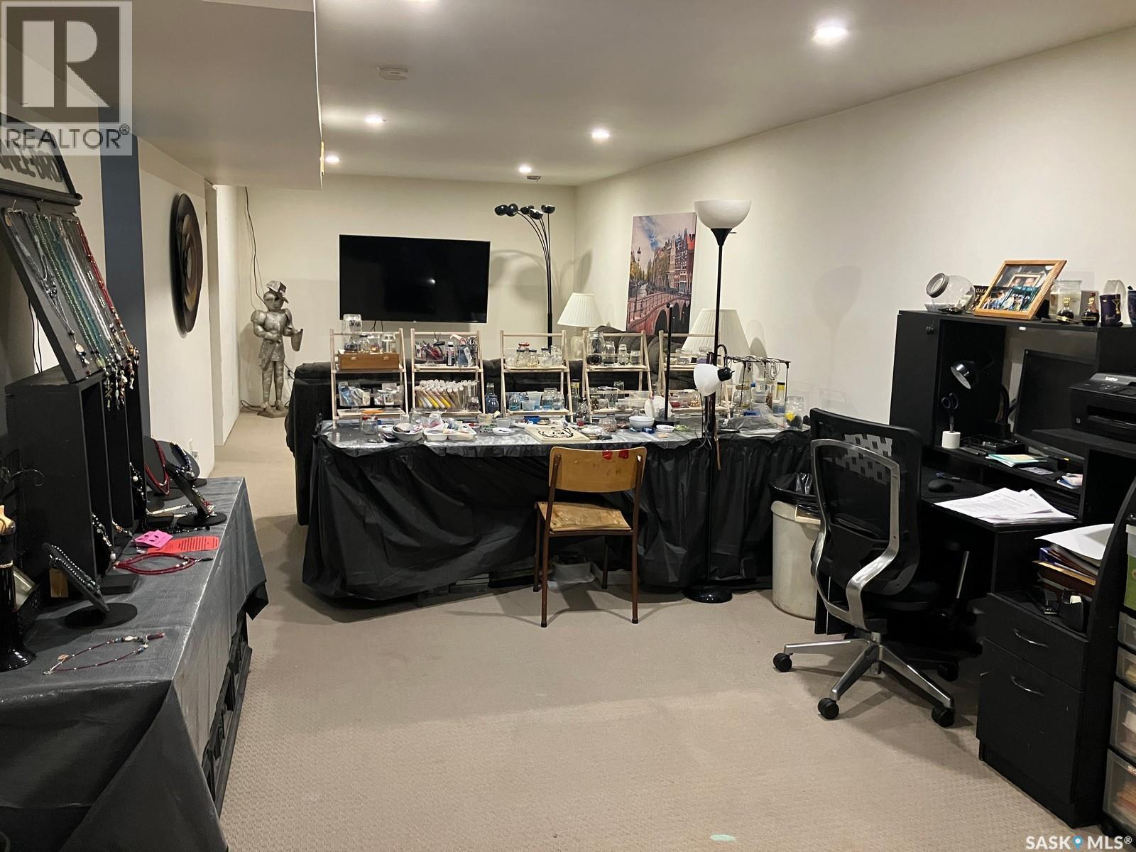 108 2Nd Street E, Smeaton, SK - Indoor Photo Showing Office