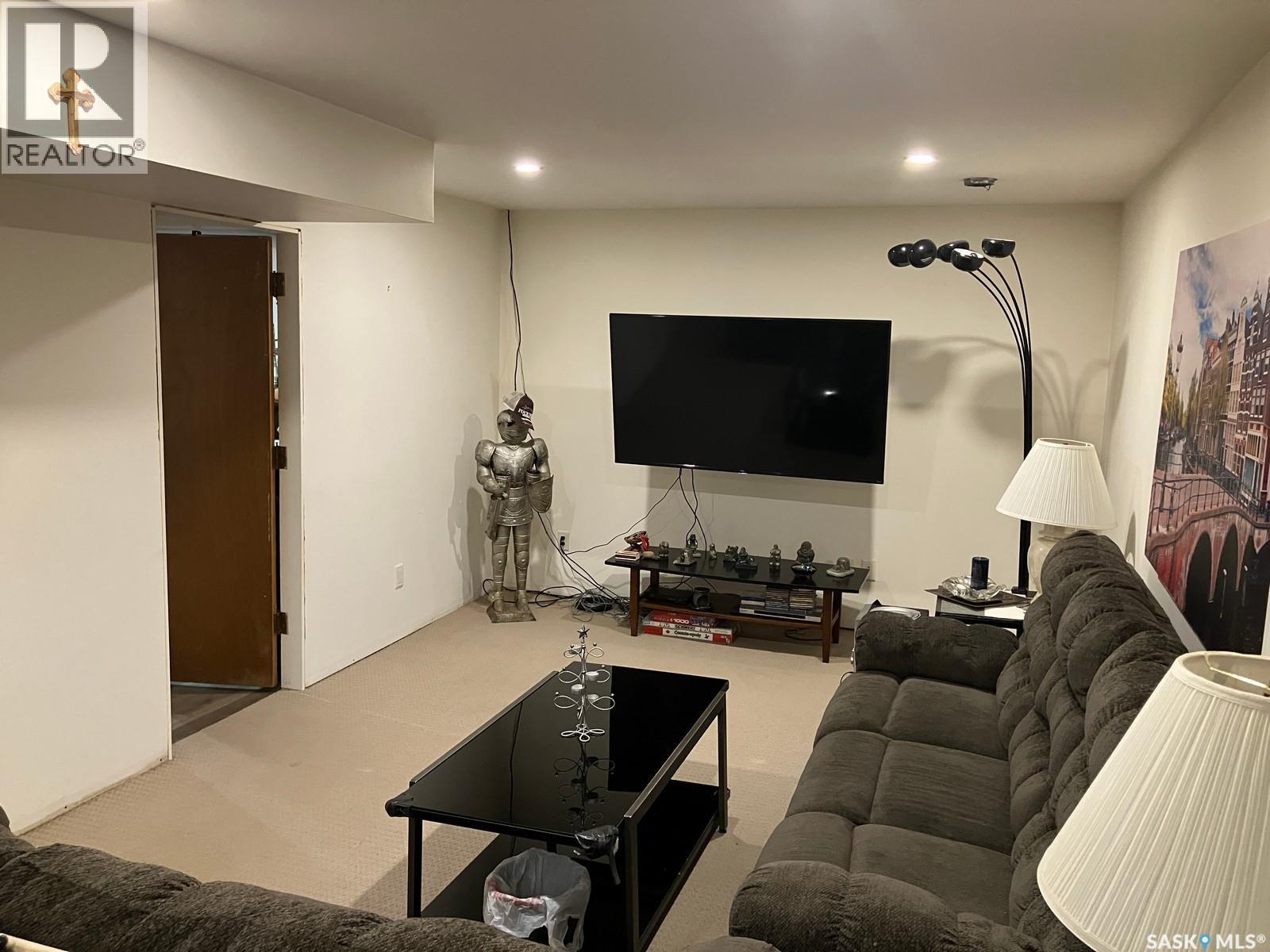 108 2Nd Street E, Smeaton, SK - Indoor