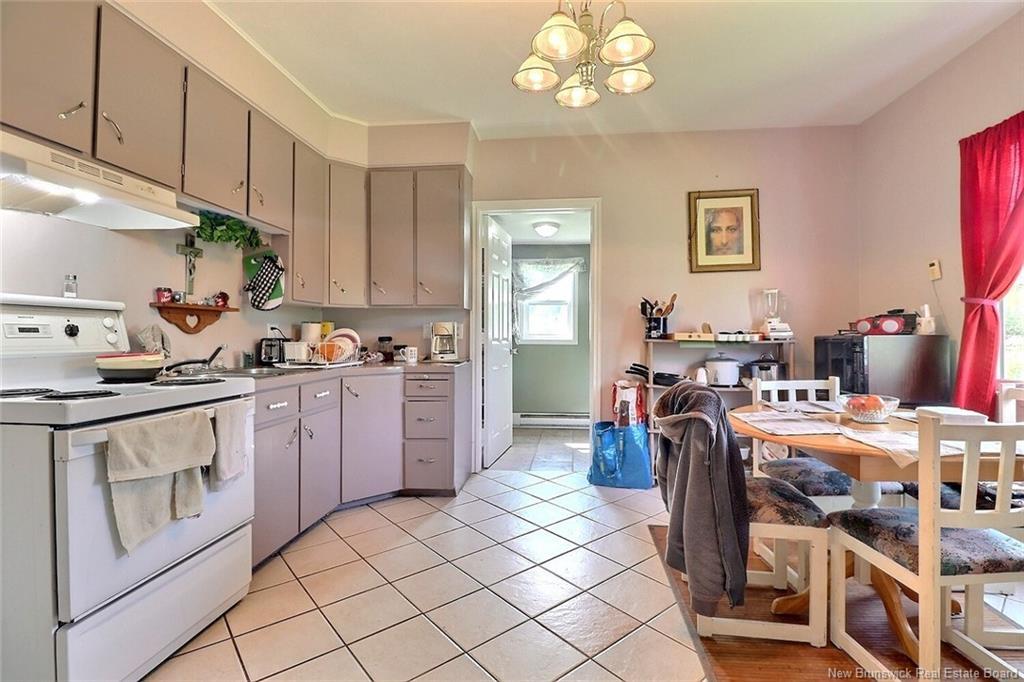 86 Evangeline St, Bouctouche, NB