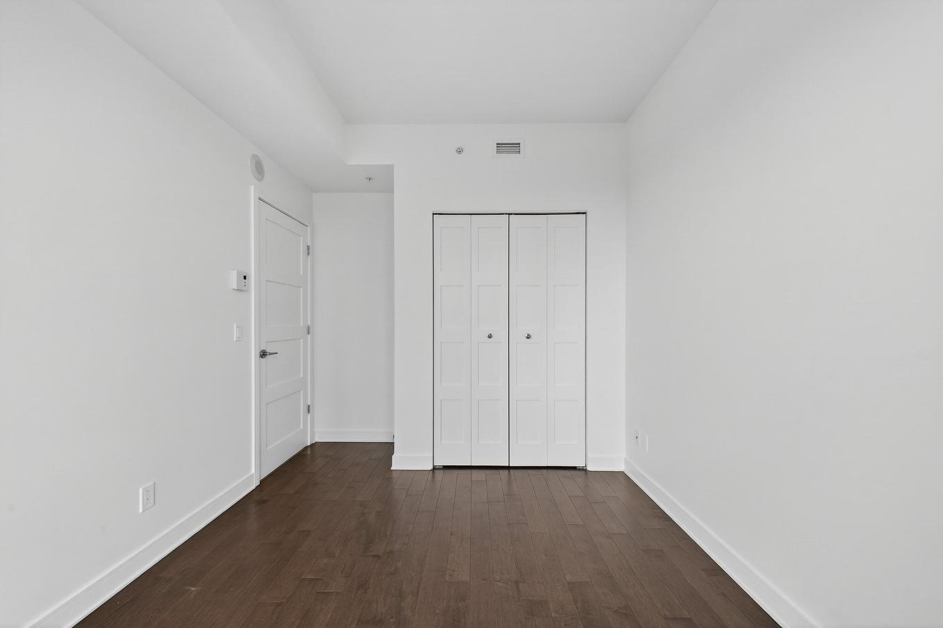 Chambre à coucher - 706-199 Rue De La Rotonde, Montréal (Verdun/Île-Des-Soeurs), QC - Indoor Photo Showing Other Room