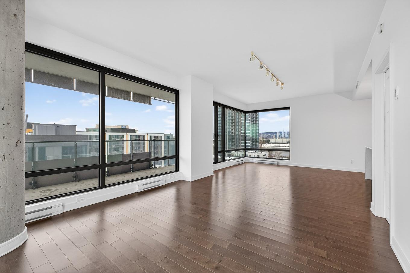 Salon - 706-199 Rue De La Rotonde, Montréal (Verdun/Île-Des-Soeurs), QC - Indoor