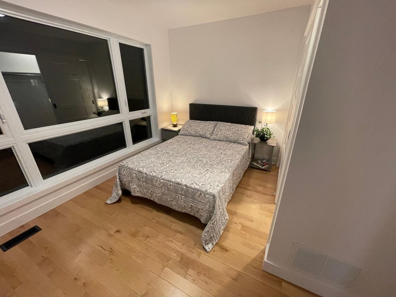 Chambre à coucher - 6535 Rue Poitou, Brossard, QC - Indoor Photo Showing Bedroom