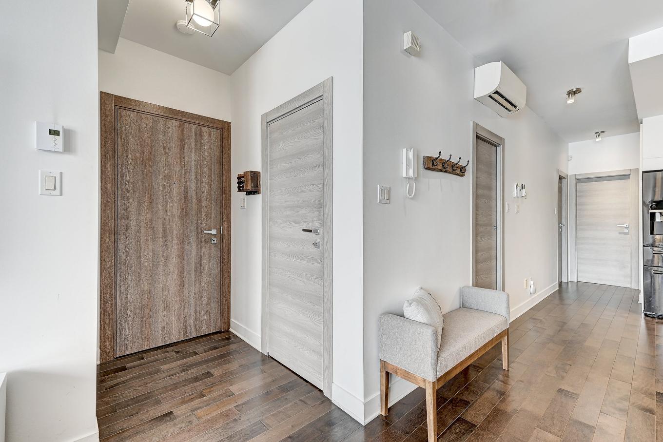 Hall - 201-6990 30E Avenue, Montréal (Rosemont/La Petite-Patrie), QC - Indoor