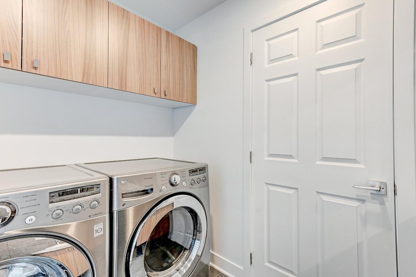 Salle d'eau - 10399 Av. De Cobourg, Montréal (Montréal-Nord), QC - Indoor Photo Showing Laundry Room