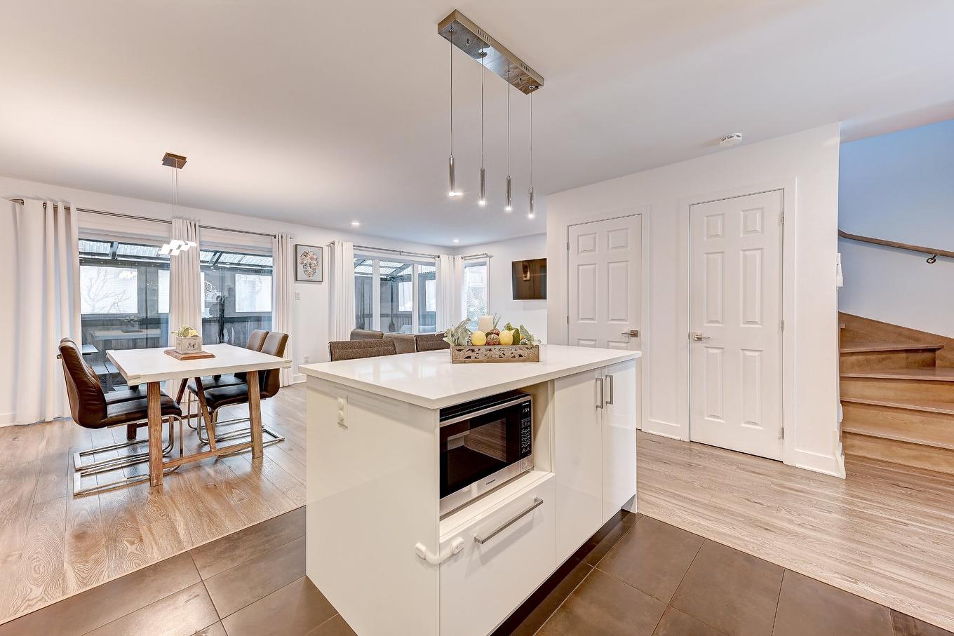 Cuisine - 10399 Av. De Cobourg, Montréal (Montréal-Nord), QC - Indoor