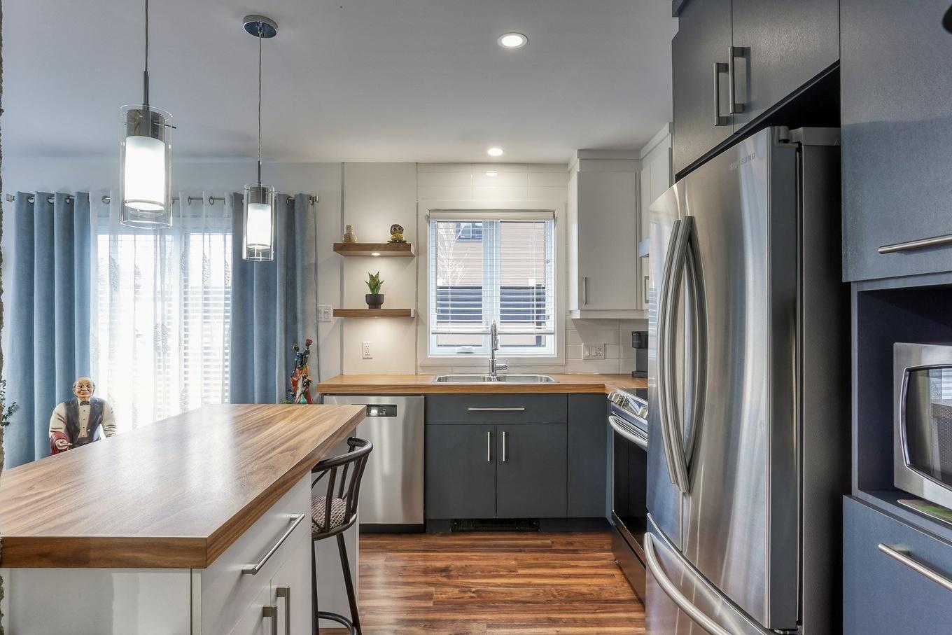 Cuisine - 1399 Rue Pierre-Launière, Trois-Rivières, QC - Indoor Photo Showing Kitchen With Double Sink With Upgraded Kitchen