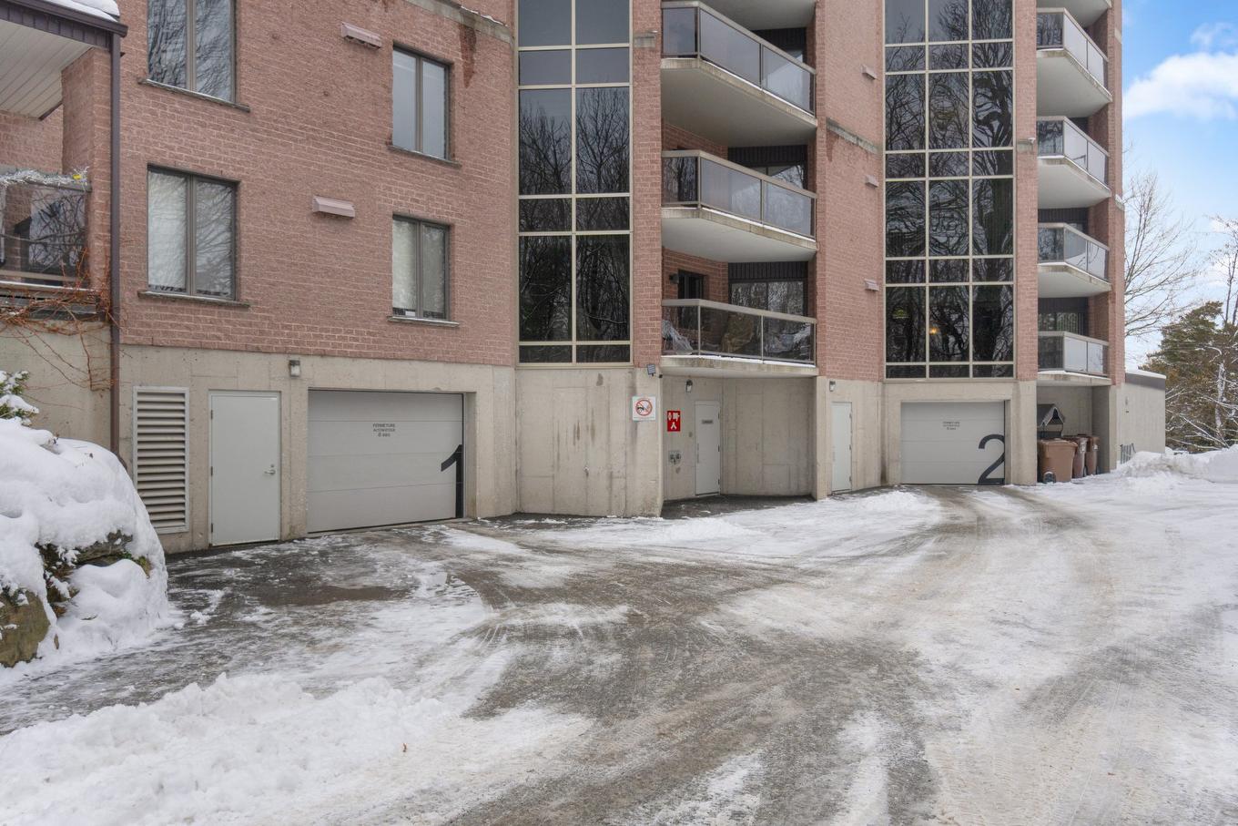 Stationnement - 202-800 Rue De Vimy, Sherbrooke (Les Nations), QC - Outdoor With Balcony