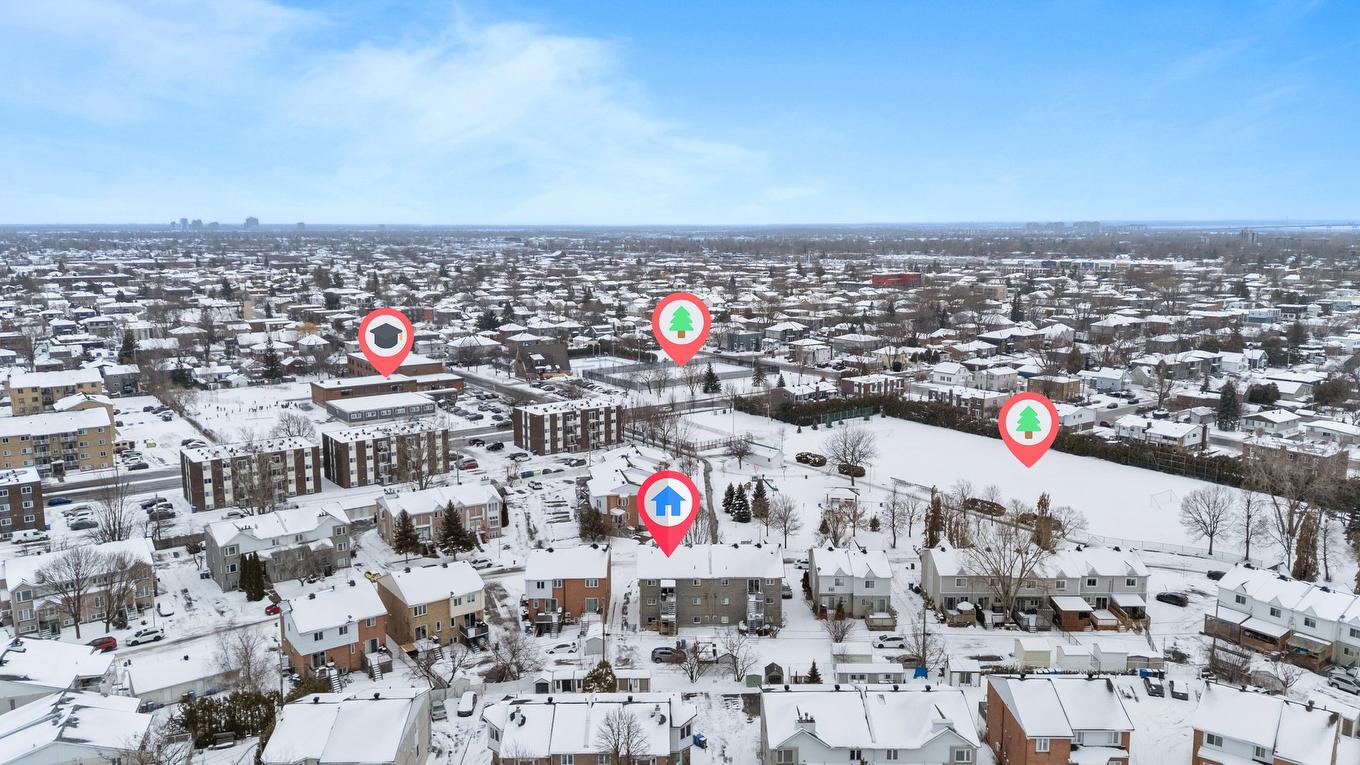 Aerial photo - 1687 Rue Des Saphirs, Longueuil (Saint-Hubert), QC - Outdoor With View