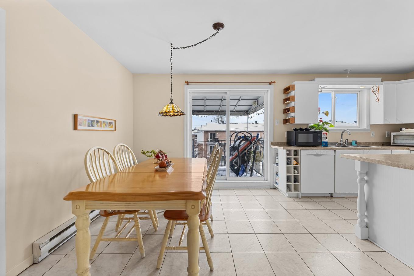 Dining room - 1687 Rue Des Saphirs, Longueuil (Saint-Hubert), QC - Indoor