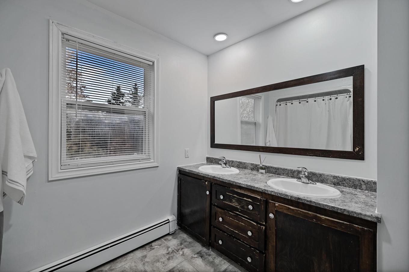 14 Saint Catherines Avenue, Stratford, PE