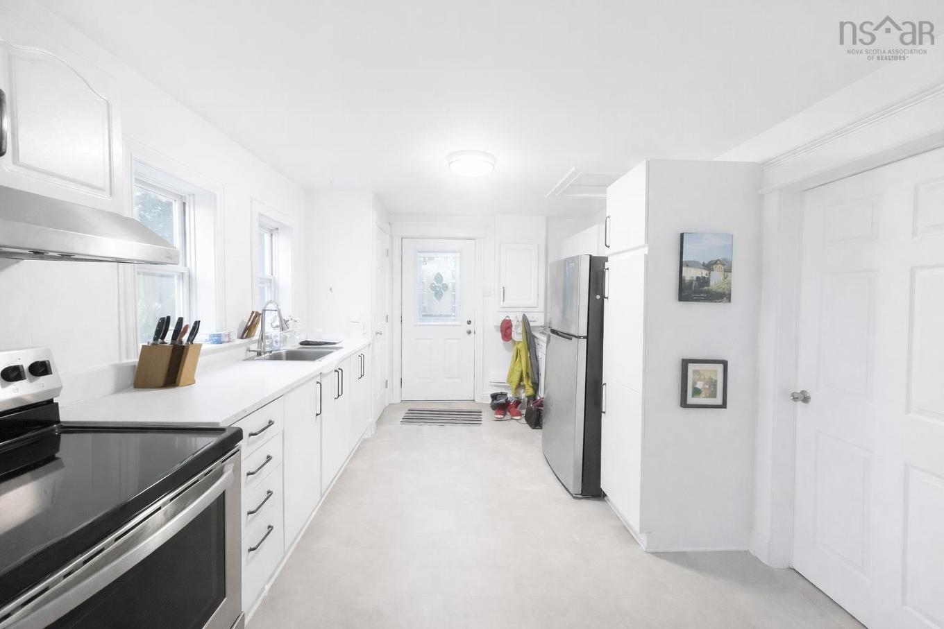 12 Lahey Road, Dartmouth, NS