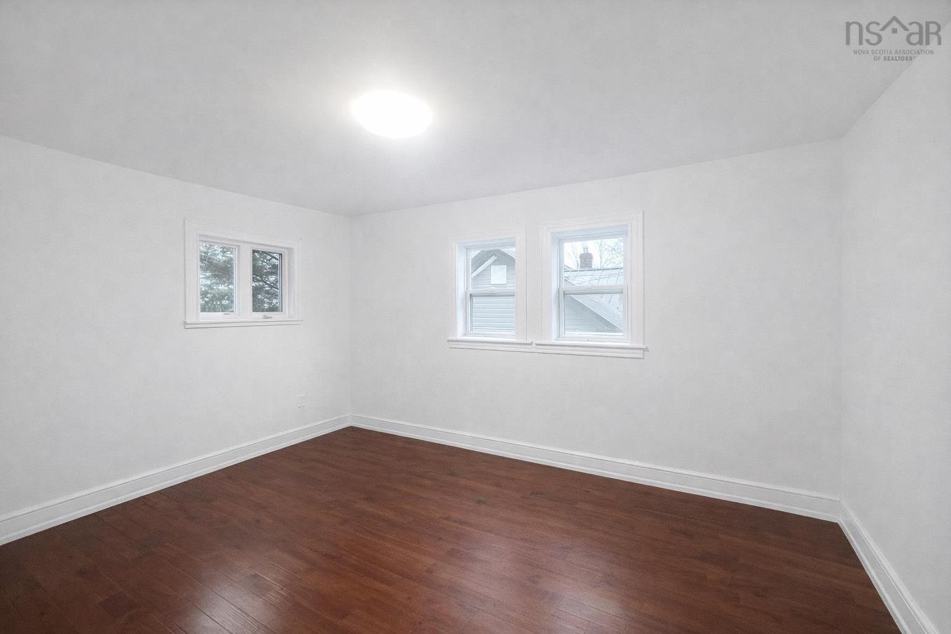 12 Lahey Road, Dartmouth, NS