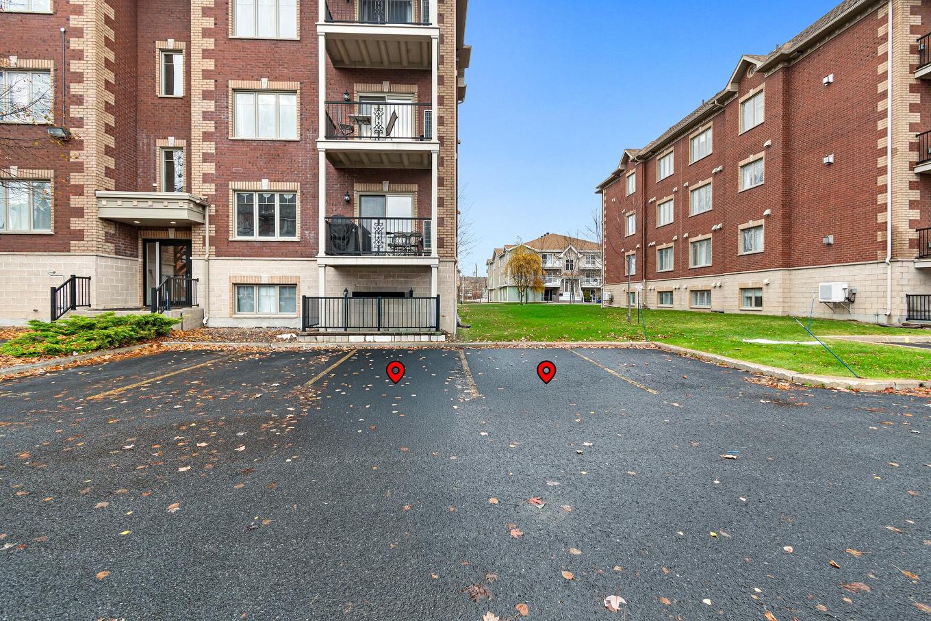 Parking - 201-2243 Rue Racine, Longueuil (Saint-Hubert), QC - Outdoor With Balcony