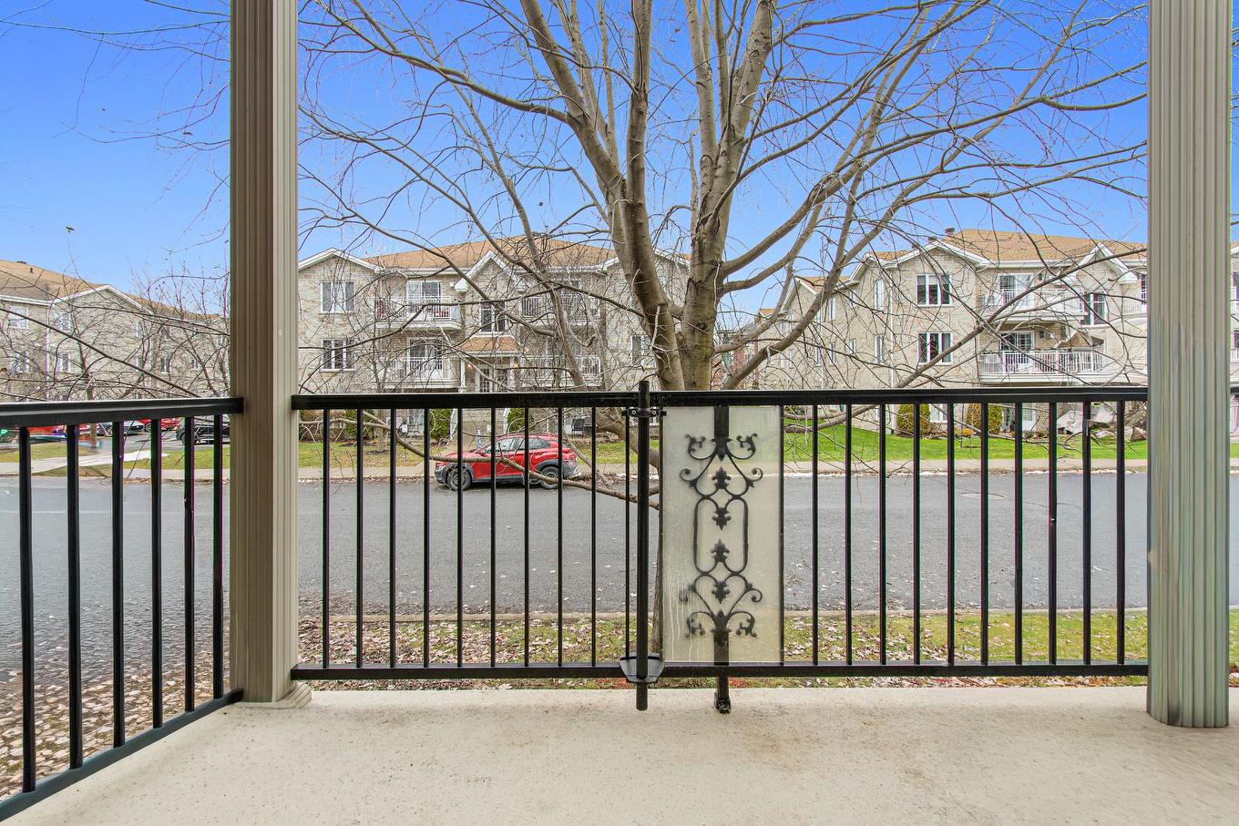 Balcony - 201-2243 Rue Racine, Longueuil (Saint-Hubert), QC - Photo Showing Other Room