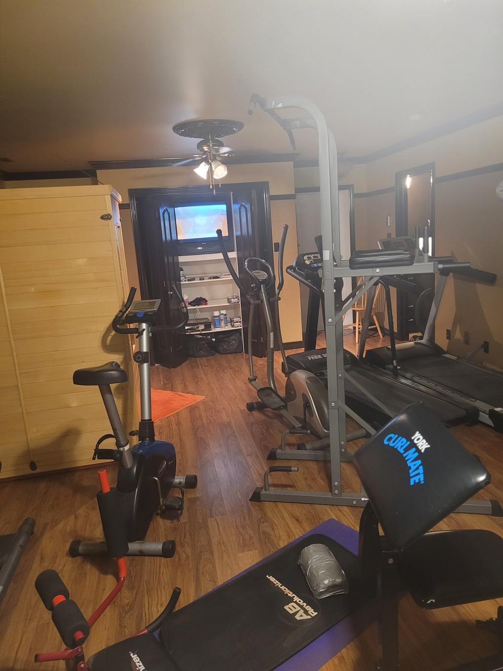 Autre - 440 - 446 Boul. St-Charles, Drummondville, QC - Indoor Photo Showing Gym Room