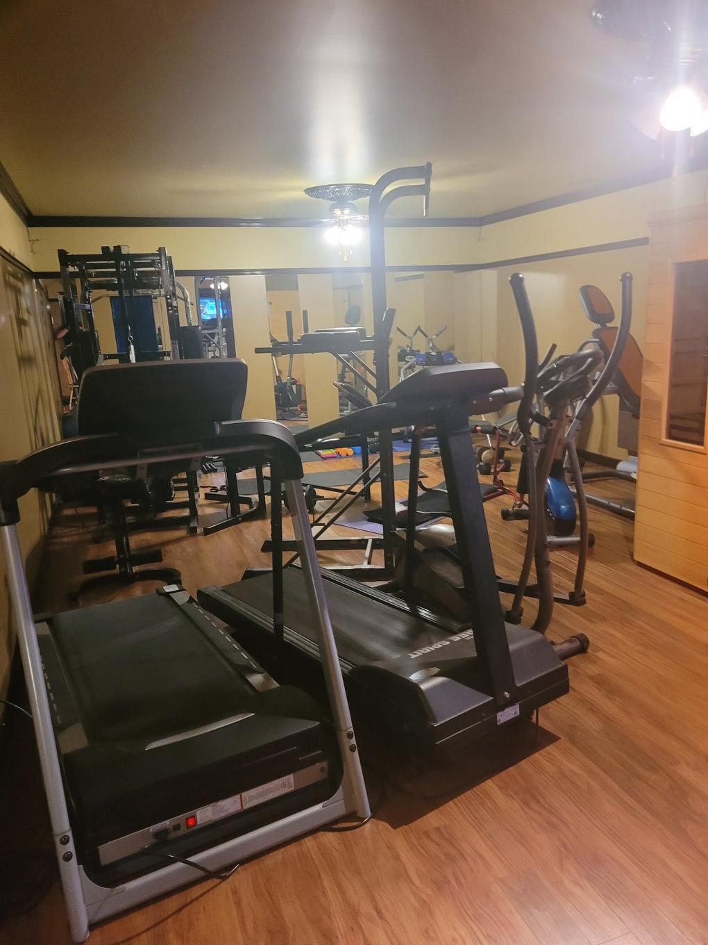 Autre - 440 - 446 Boul. St-Charles, Drummondville, QC - Indoor Photo Showing Gym Room