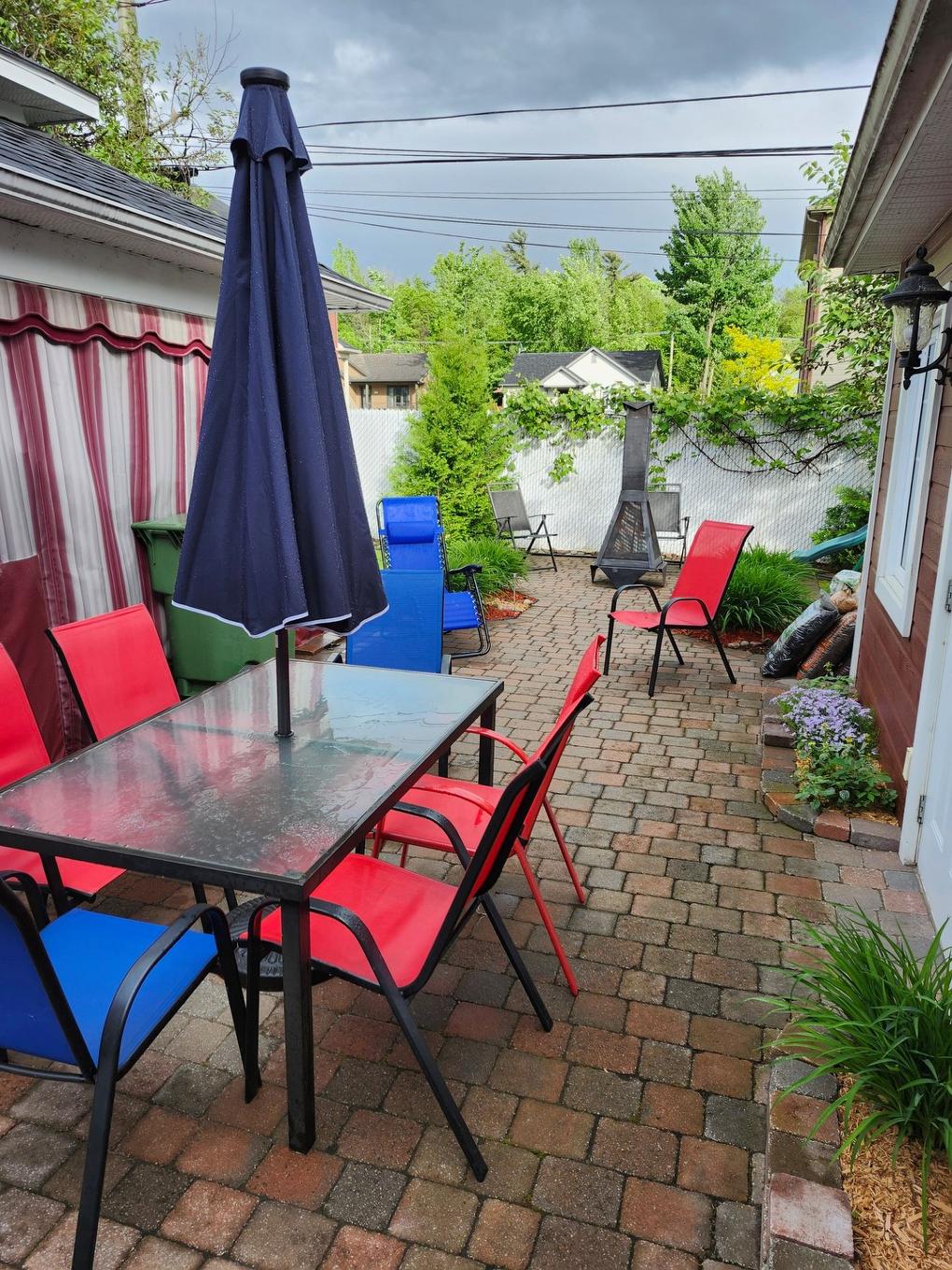 Cour - 440 - 446 Boul. St-Charles, Drummondville, QC - Outdoor With Deck Patio Veranda With Exterior