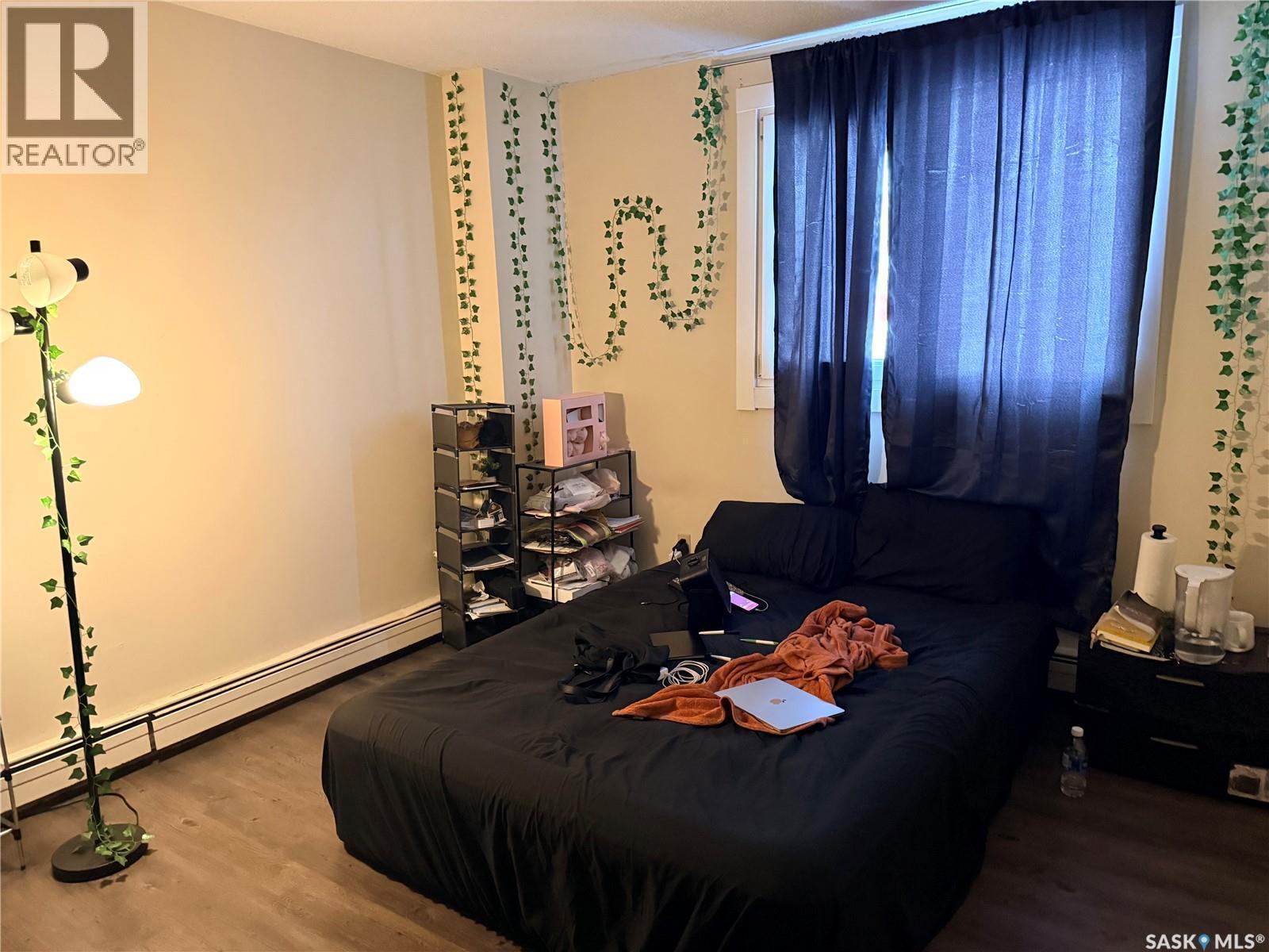 11 19 Centennial Street, Regina, SK - Indoor Photo Showing Bedroom