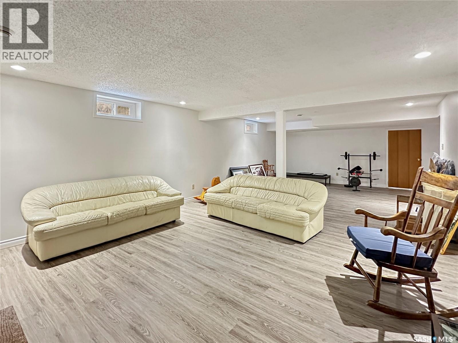 19 Marquis Crescent, Regina, SK - Indoor