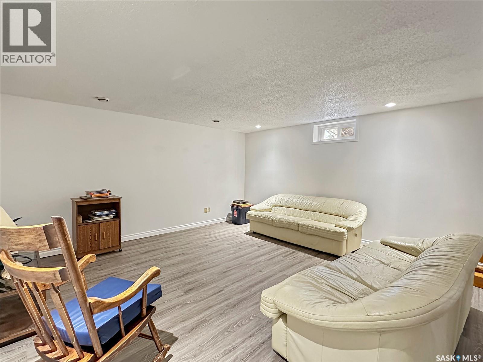 19 Marquis Crescent, Regina, SK - Indoor