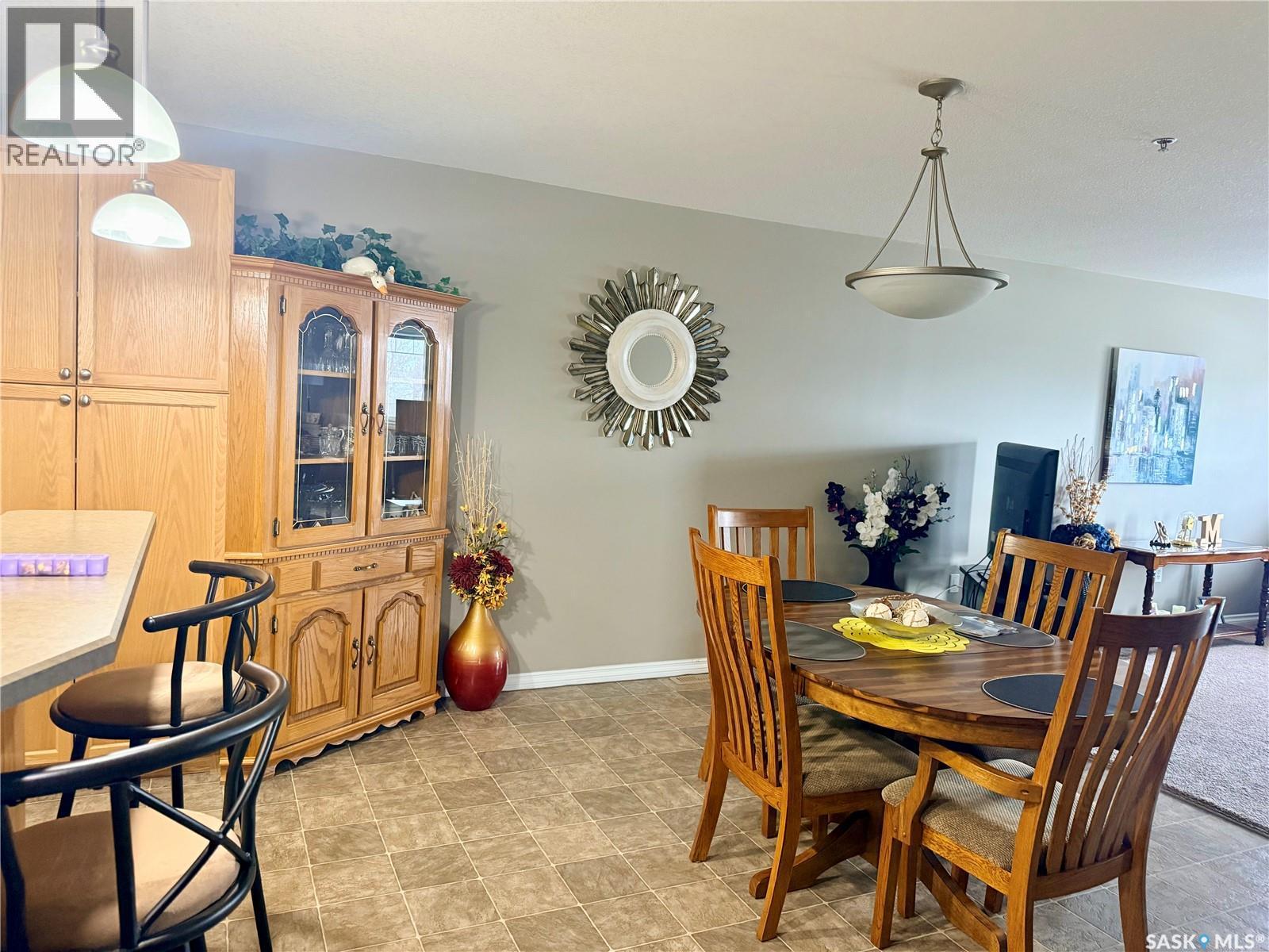 107 6345 Rochdale Boulevard, Regina, SK - Indoor Photo Showing Dining Room