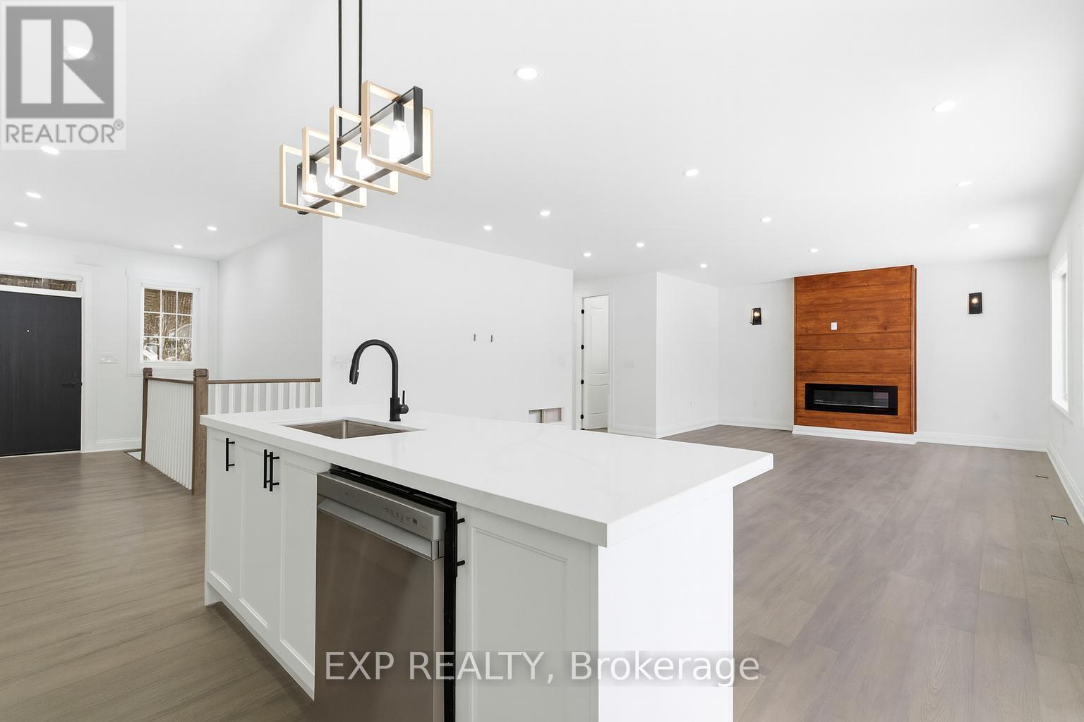 Kitchen view, open concept - 49 Beaufort Crescent, Tiny, ON - Indoor Photo Showing Kitchen With Upgraded Kitchen