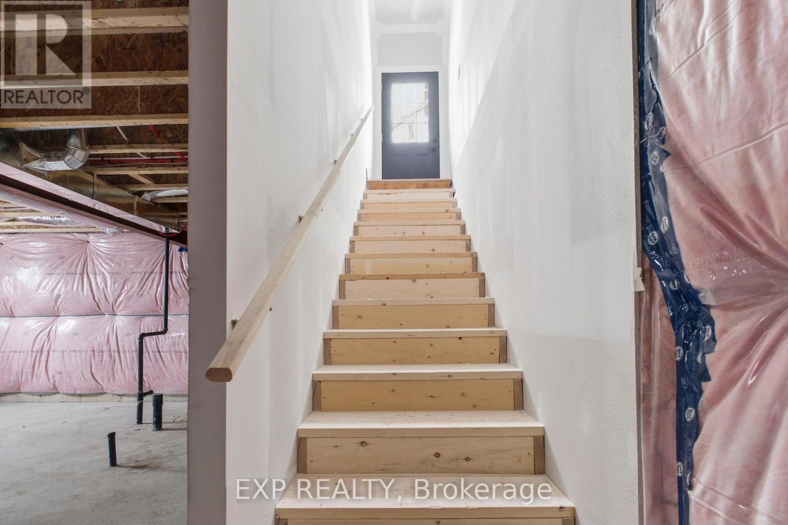 Full unfinished basement w/ walk-up - 49 Beaufort Crescent, Tiny, ON - Indoor Photo Showing Other Room