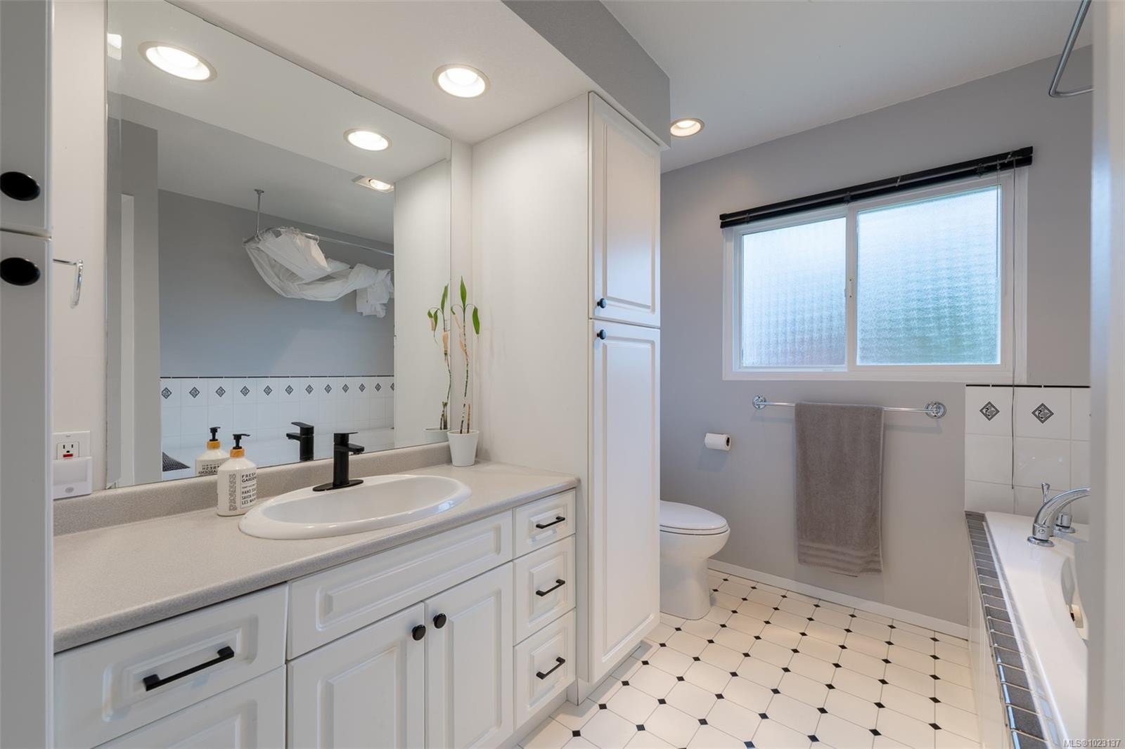 5008 Tebo Ave, Port Alberni, BC