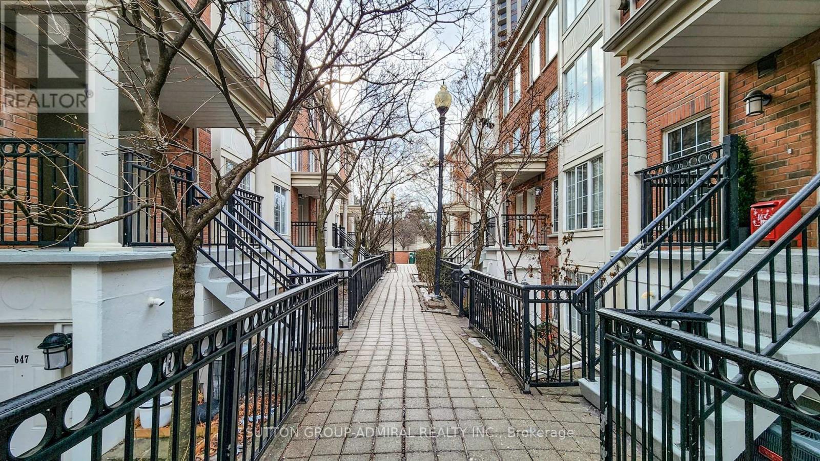 516 - 3 Everson Drive, Toronto, ON - Outdoor