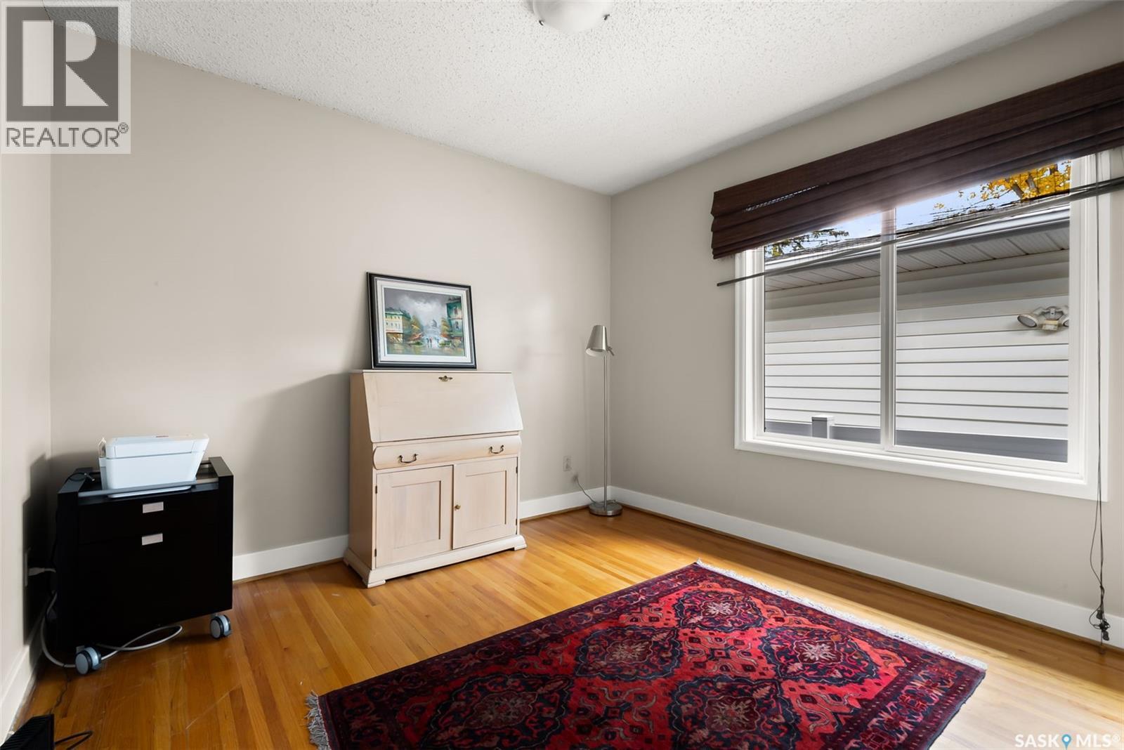 3304 Hill Avenue, Regina, SK - Indoor