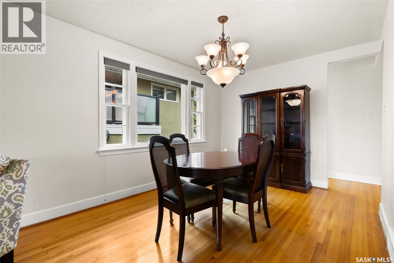 3304 Hill Avenue, Regina, SK - Indoor Photo Showing Dining Room