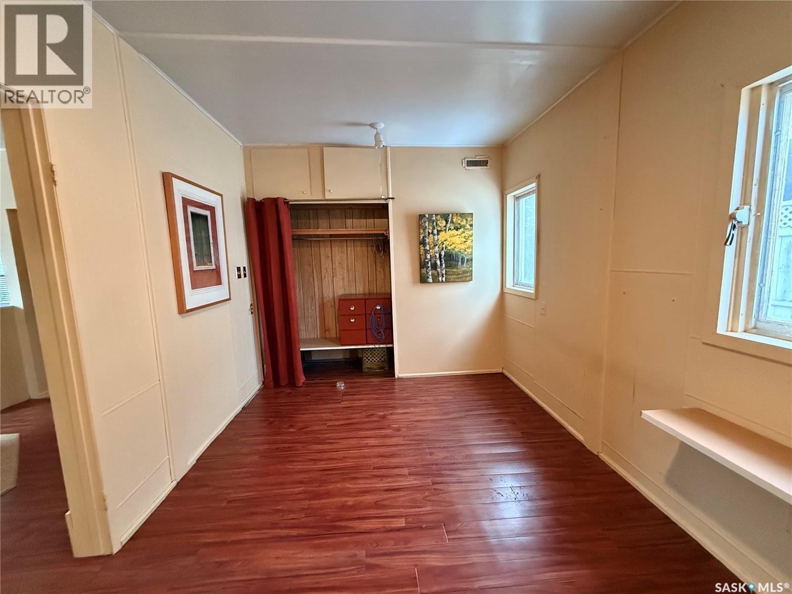 423 Dennis Street, Herbert, SK - Indoor Photo Showing Other Room