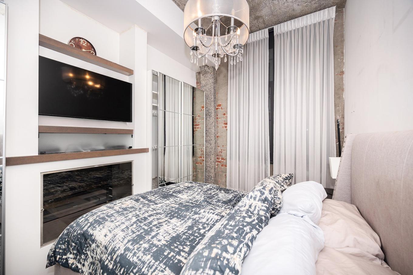 Chambre à coucher - 500-1070 Rue De Bleury, Montréal (Ville-Marie), QC - Indoor Photo Showing Bedroom