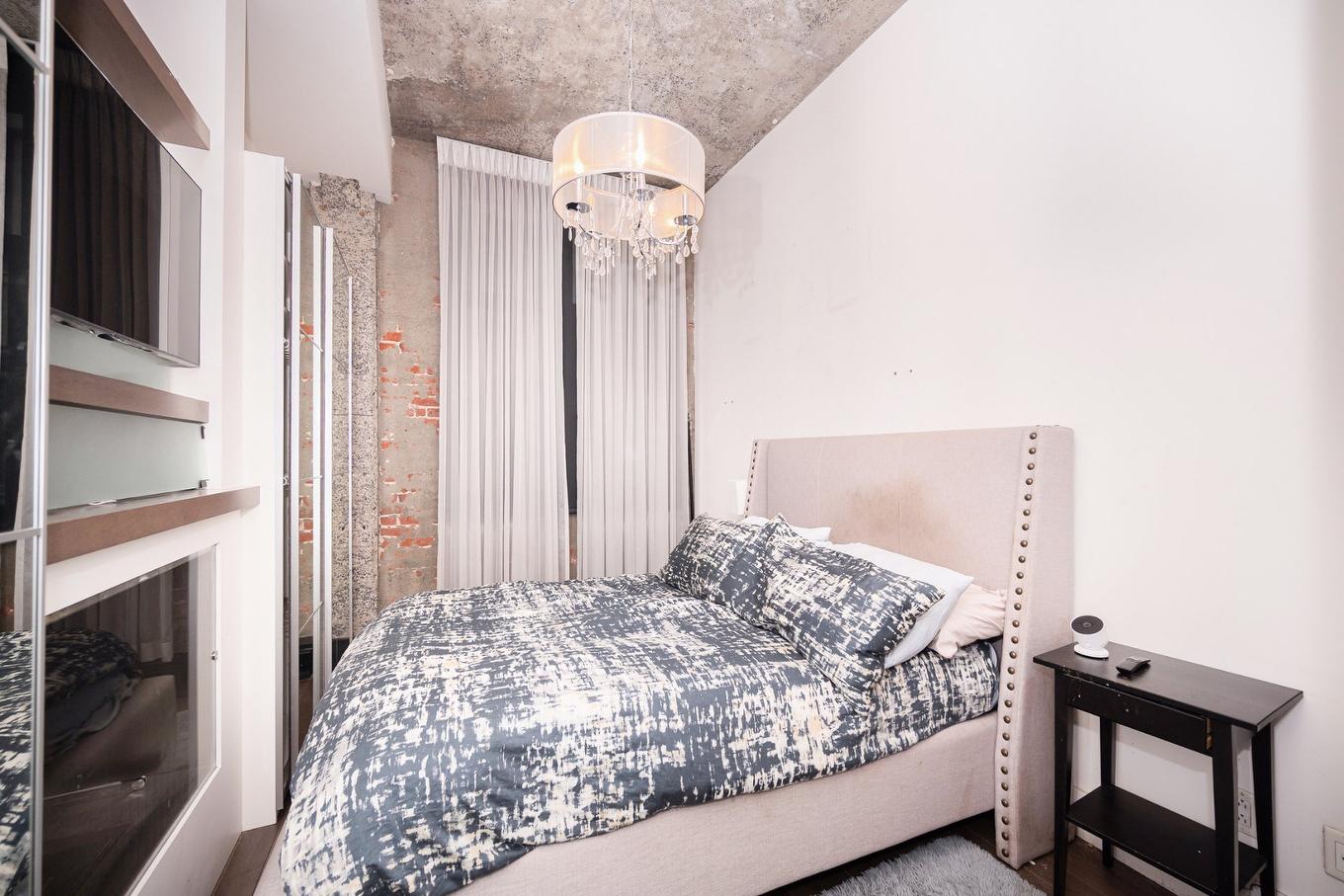 Chambre à coucher - 500-1070 Rue De Bleury, Montréal (Ville-Marie), QC - Indoor Photo Showing Bedroom