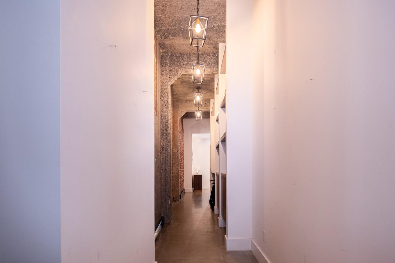 Hall d'entrée/Vestibule - 500-1070 Rue De Bleury, Montréal (Ville-Marie), QC - Indoor Photo Showing Other Room