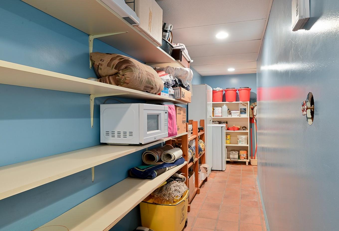 Rangement - 200 Rue Maple, Longueuil (Greenfield Park), QC - Indoor