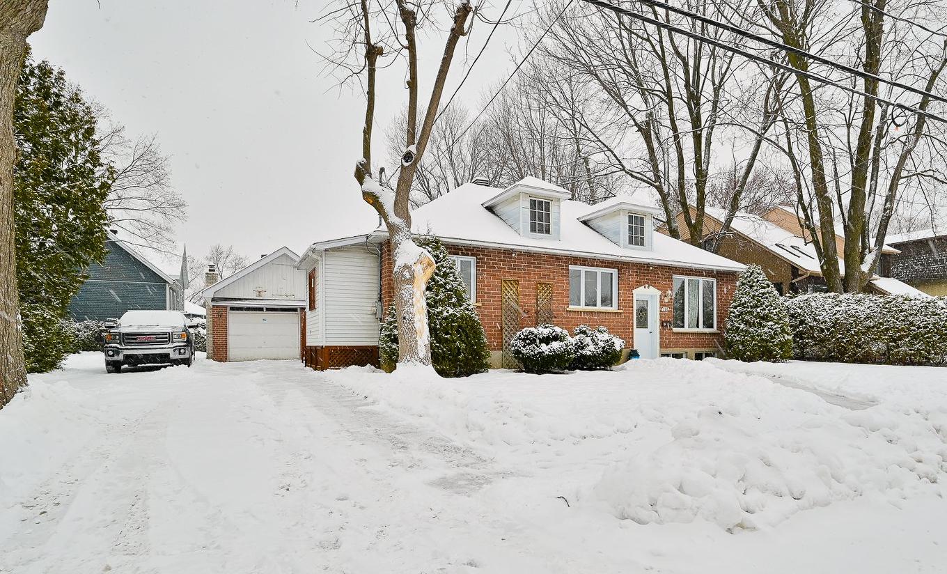 Façade - 200 Rue Maple, Longueuil (Greenfield Park), QC - Outdoor With Facade