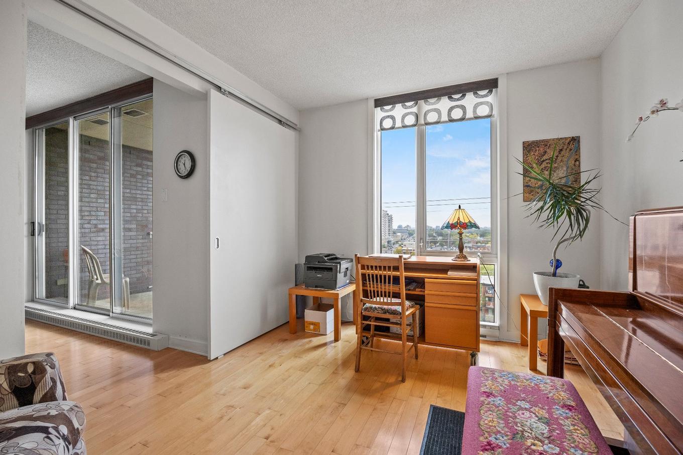 Chambre à coucher - 961-4740 Rue Jean-Talon E., Montréal (Saint-Léonard), QC - Indoor